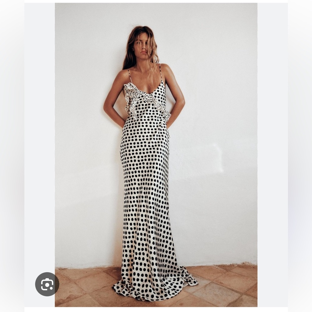 Nwt Elegant Black and White Polka Dot ruffle Dress